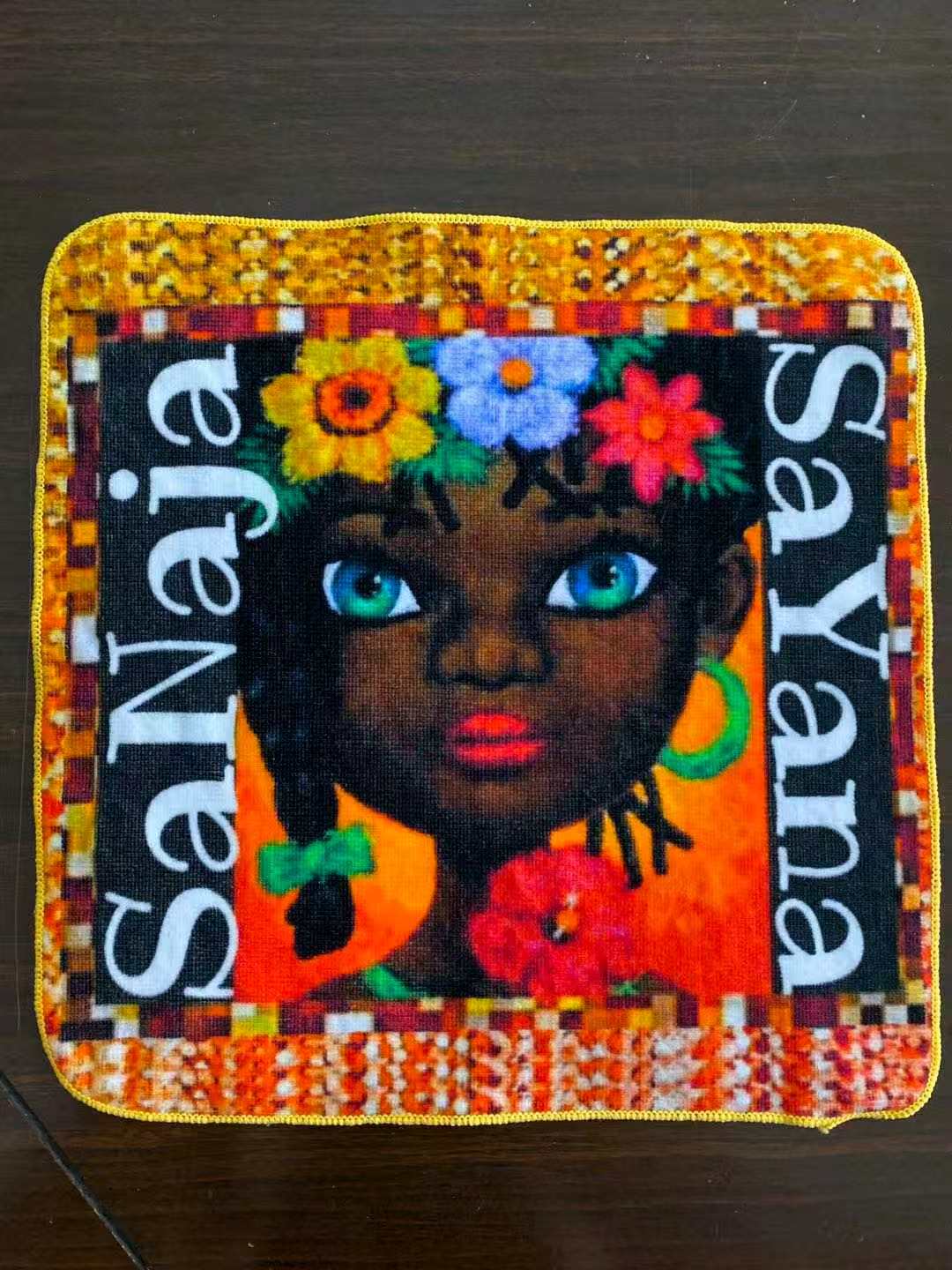 Serviette compressée publicitaire avec logo entreprise | Cadeauxpublicitaire.com